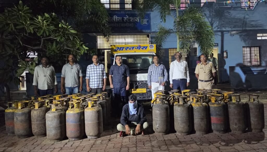 व्यावसायिक गॅस सिलिंडरच्या काळा बाजारावर नांदेड ग्रामीण पोलिसांचा छापा